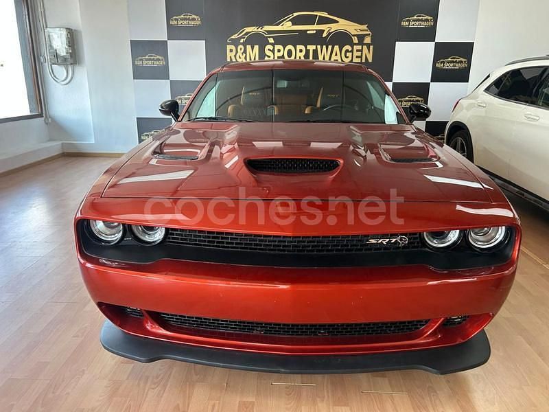 Granate Usado 2021 Dodge Challenger Coupe | 43.990 € (Buen precio) - Imagen 1/4