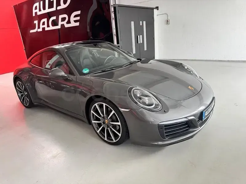 Usado Porsche 911 Carrera 370 CV (272 kW) 2017 Gris / plata Coupe