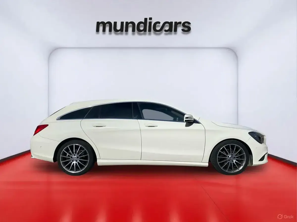 Usado Mercedes CLA220 177 CV (130 kW) 2016 Blanco Coupe