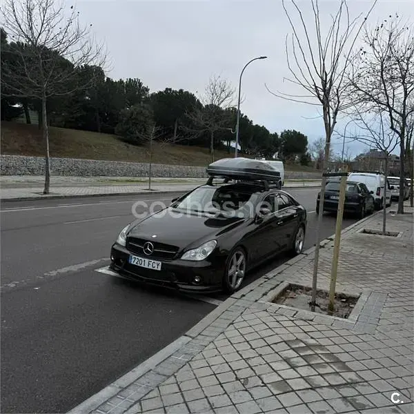Usado Mercedes CLS320 224 CV (164 kW) 2006 Marrón Coupe