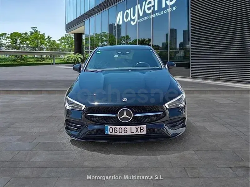 Usado Mercedes CLA250 224 CV (164 kW) 2022 Negro Berlina