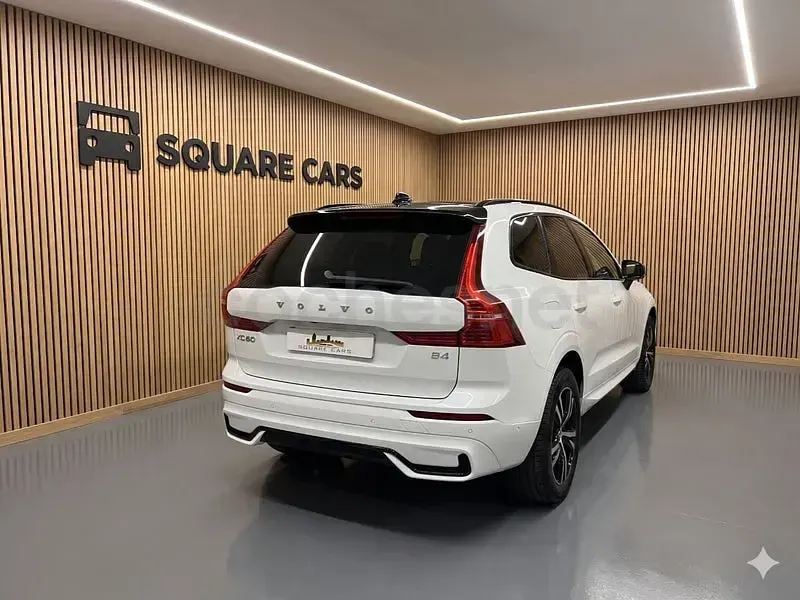 Usado Volvo XC60 Ultimate 197 CV (144 kW) 2022 Blanco SUV