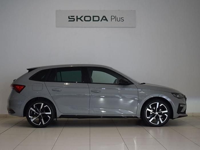Usado Skoda Scala Monte Carlo 116 CV (85 kW) 2025 Gris Utilitario