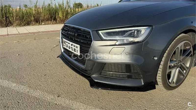 Usado Audi A3 S-Line 150 CV (110 kW) 2017 Gris / plata Berlina