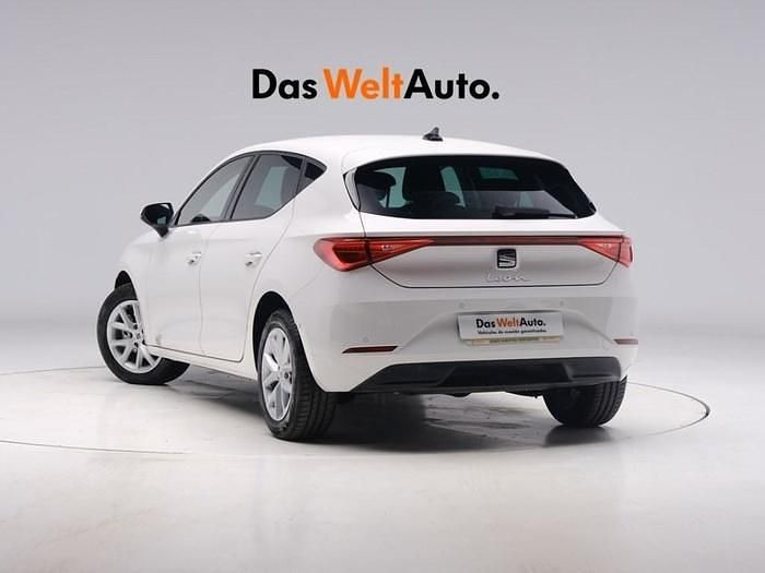Blanco Usado 2025 Seat Leon Style | 21.900 € (Buen precio) - Imagen 1/4