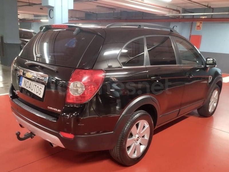 Usado Chevrolet Captiva 150 CV (110 kW) 2007 Negro SUV