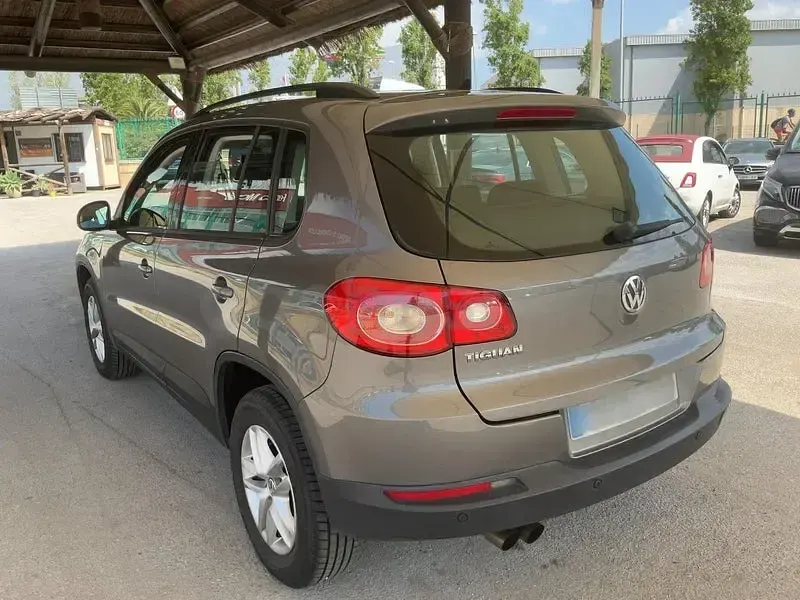 Usado VW Tiguan Advance 150 CV (110 kW) 2009 Gris / plata SUV