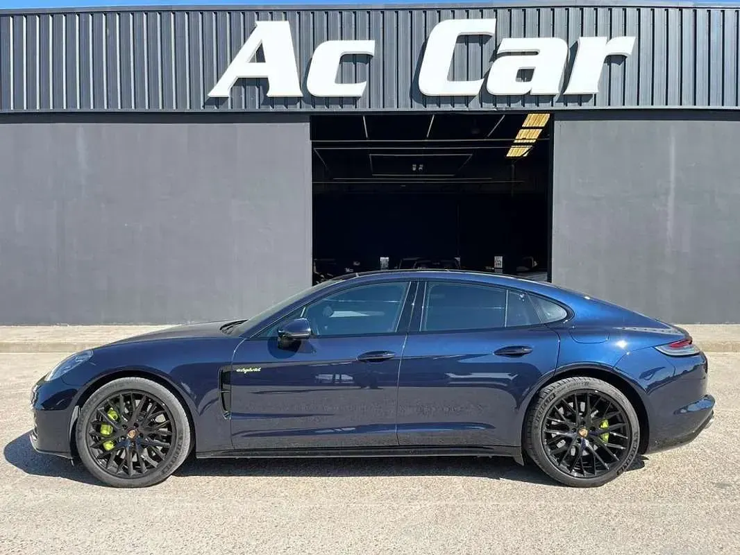 Usado Porsche Panamera 4S E-Hybrid 560 CV (411 kW) 2022 Negro Utilitario