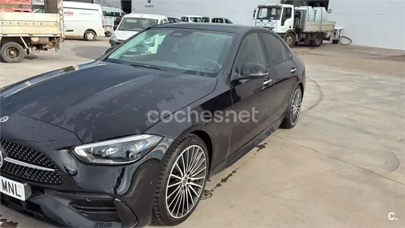 Usado Mercedes C220 200 CV (147 kW) 2024 Negro Berlina