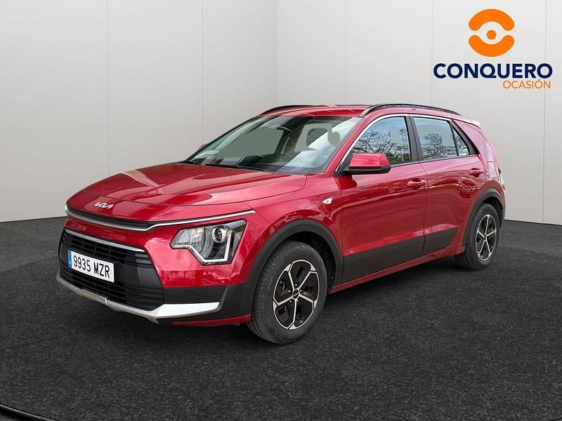 Usado Kia Niro 129 CV (94 kW) 2025 Rojo SUV