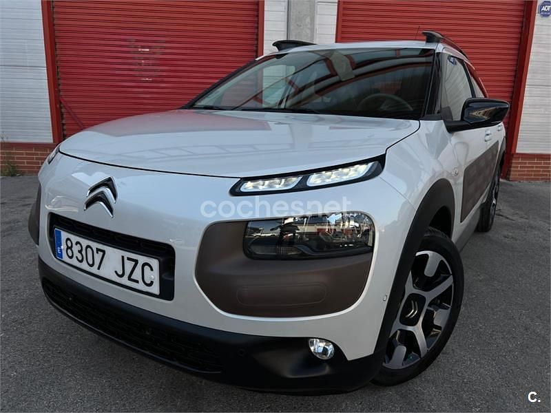 Usado Citroën C4 Shine Edition 110 CV (80 kW) 2017 Blanco Berlina