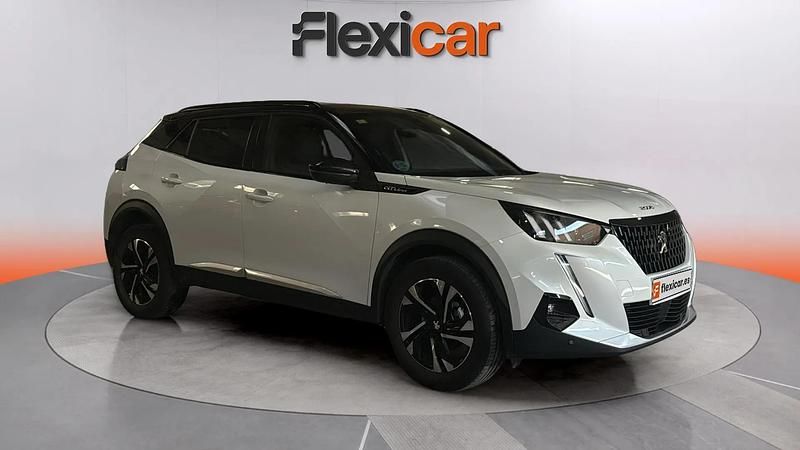 Usado Peugeot 2008 GT-line 131 CV (96 kW) 2020 Blanco SUV