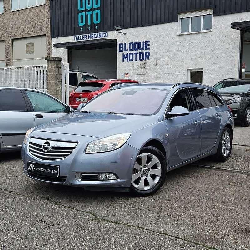 Usado Opel Insignia Cosmo 159 CV (116 kW) 2009 Azul Familiar
