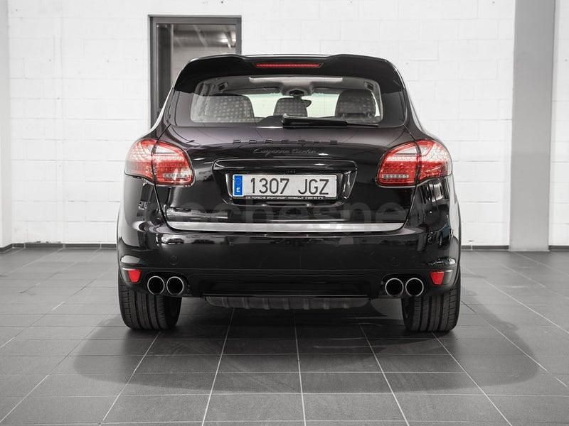 Usado Porsche Cayenne Turbo 500 CV (367 kW) 2012 Negro SUV