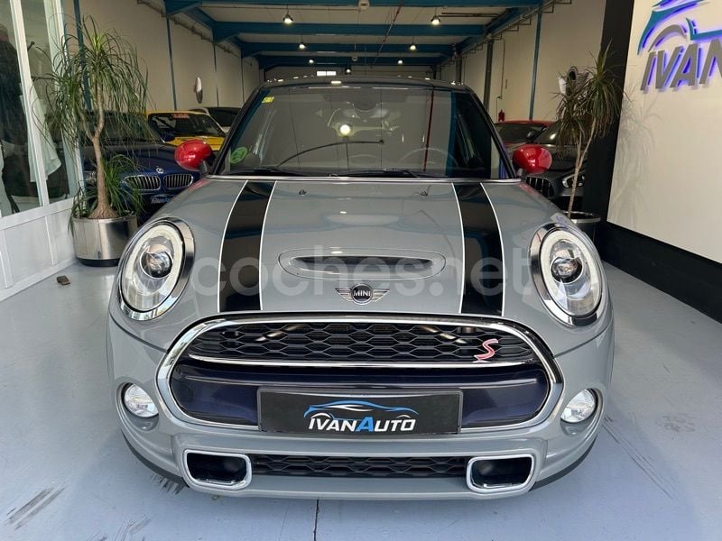 Usado Mini Cooper SD 170 CV (125 kW) 2017 Gris / plata Utilitario