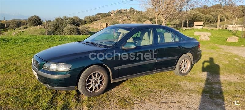 Usado Volvo S60 163 CV (119 kW) 2002 Verde Berlina