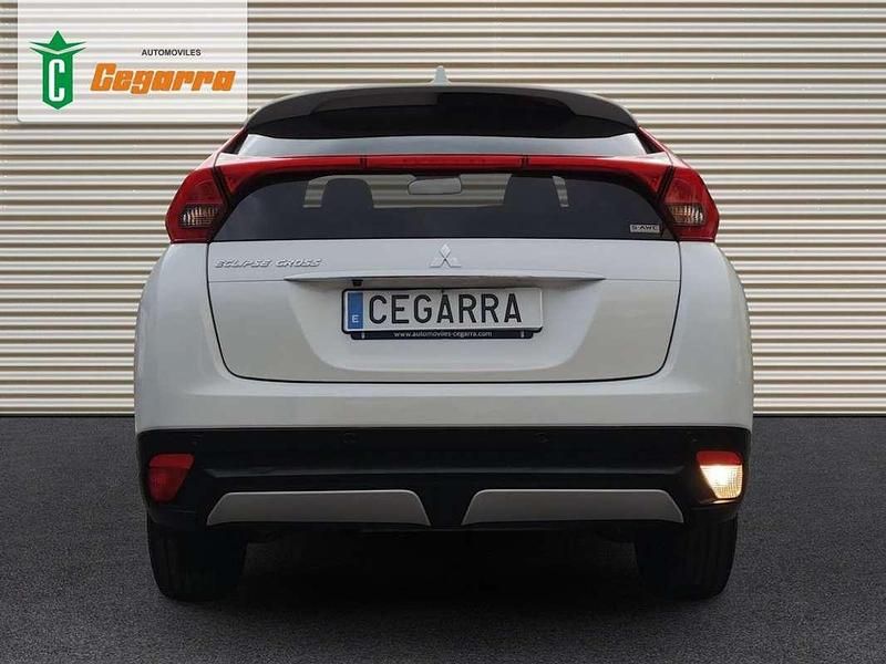 Usado Mitsubishi Eclipse Cross 162 CV (119 kW) 2019 Blanco SUV