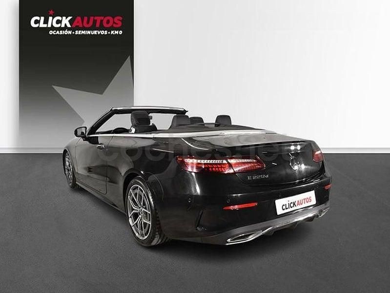 Usado Mercedes E220 194 CV (142 kW) 2023 Negro Descapotable