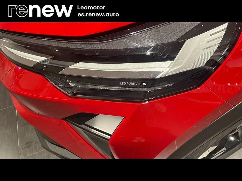 Usado Renault Captur Techno 100 CV (73 kW) 2025 Rojo SUV