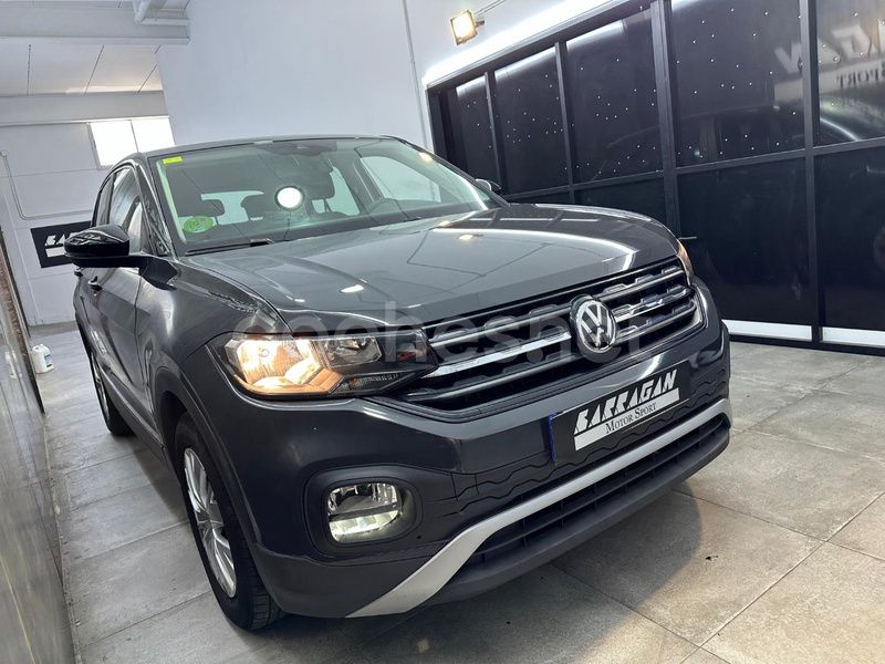 Usado VW T-Cross Edition 95 CV (69 kW) 2020 Gris SUV