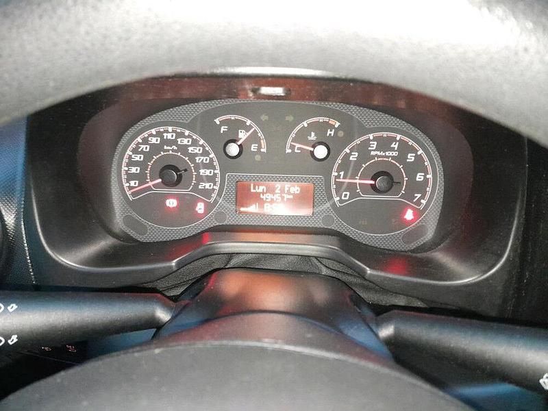 Usado Fiat Fiorino 70 CV (51 kW) 2020 Blanco Monovolumen