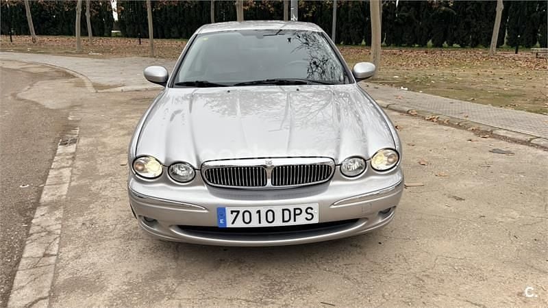 Usado Jaguar X-type Executive 155 CV (114 kW) 2005 Gris / plata Berlina
