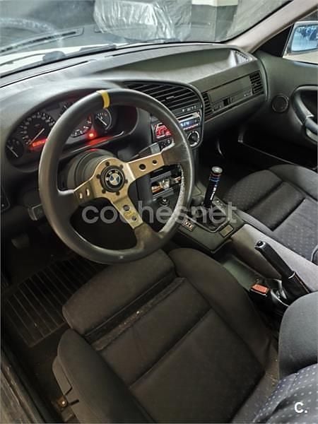 Blanco Usado 2013 BMW 320 Gran Turismo Berlina | 4500 € - Imagen 1/4