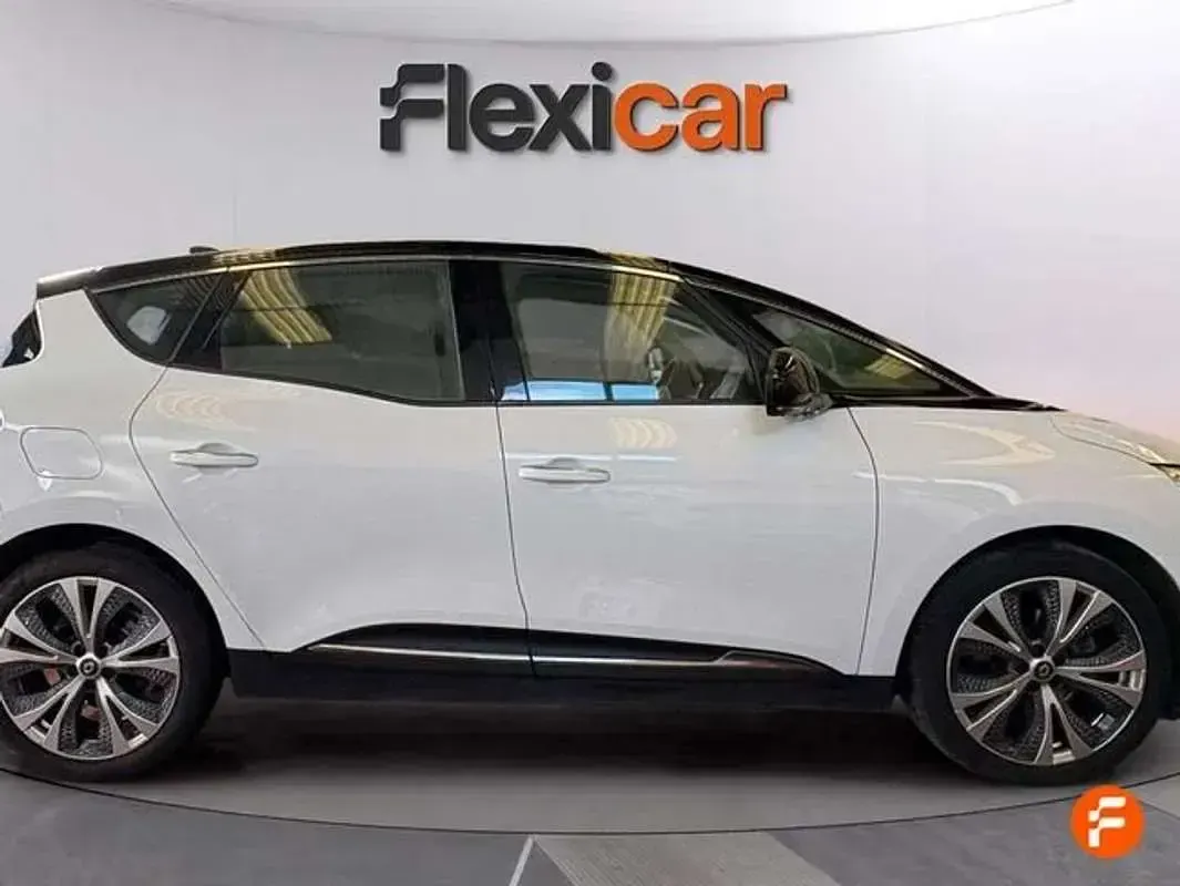 Usado Renault Scenic E-Tech Edition One 131 CV (96 kW) 2017 Blanco Monovolumen