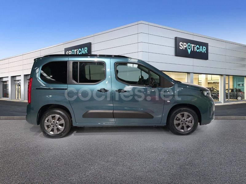 Usado Opel Combo S 101 CV (74 kW) 2025 Verde Monovolumen