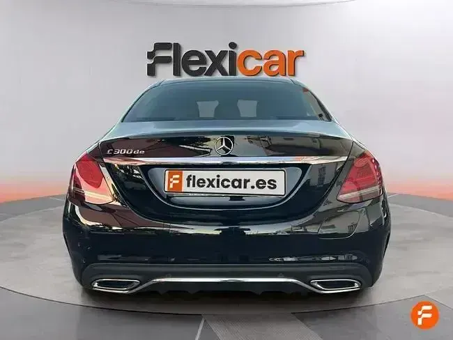 Usado Mercedes C300e 313 CV (230 kW) 2021 Negro Berlina