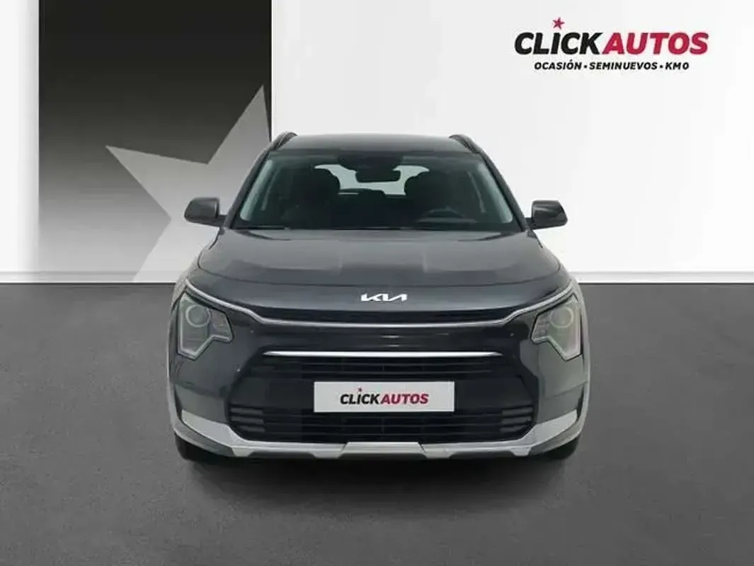 Usado Kia Niro 129 CV (94 kW) 2025 Gris SUV