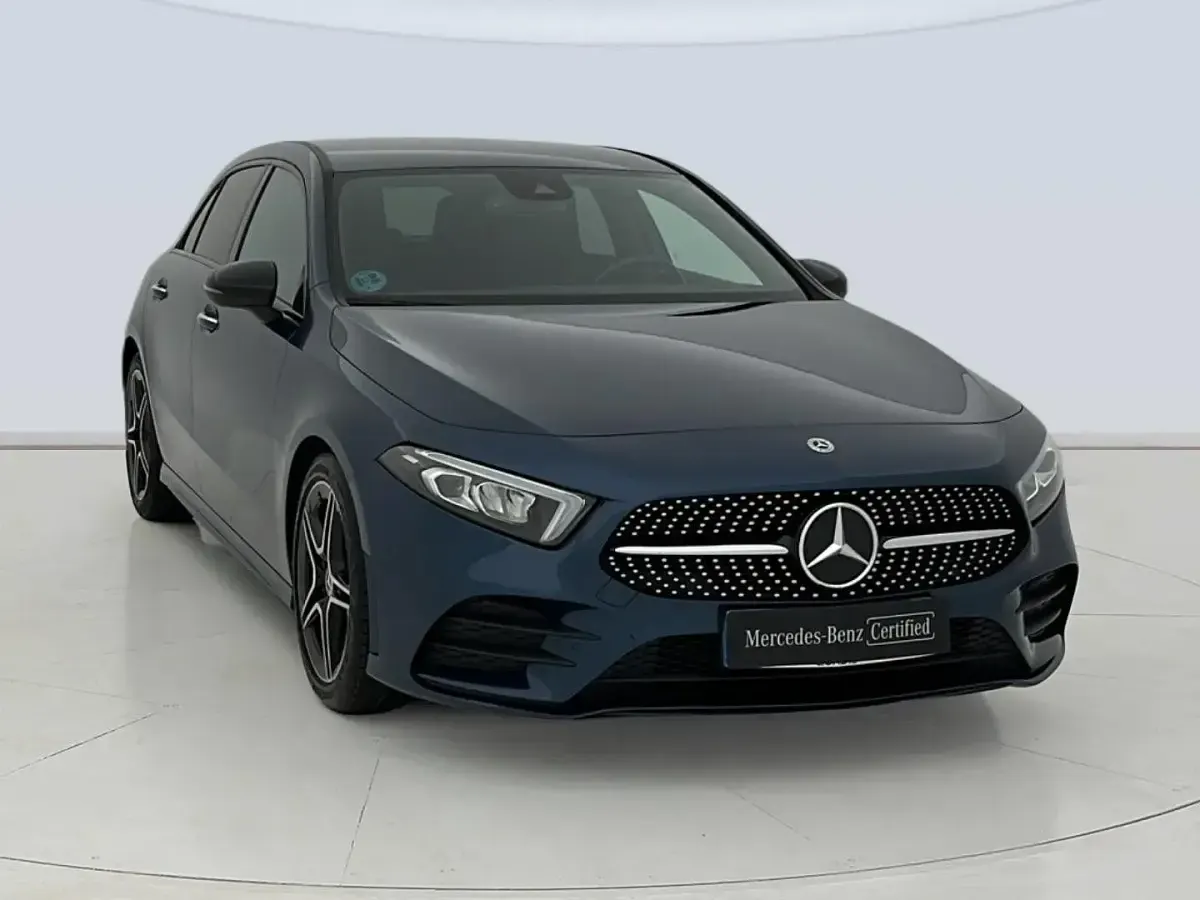 Usado Mercedes A200 163 CV (119 kW) 2022 Azul Utilitario