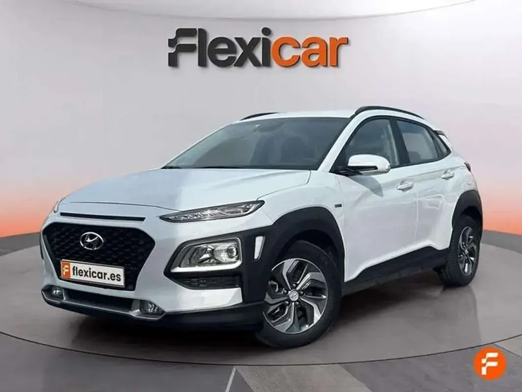 Gebraucht Hyundai Kona 141 PS (103 kW) 2020 Weiß SUV