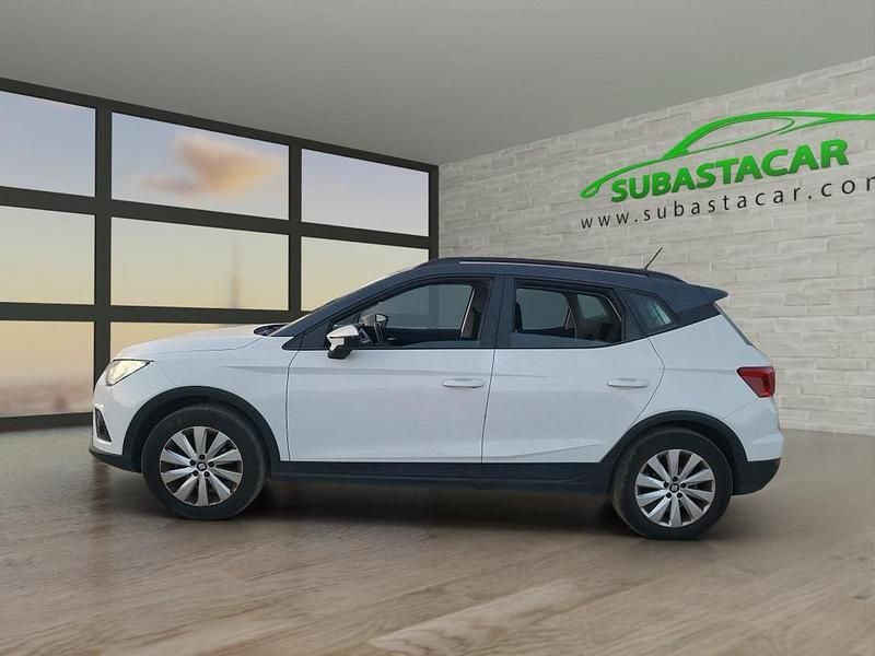 Usado Seat Arona Style 110 CV (80 kW) 2021 Blanco SUV