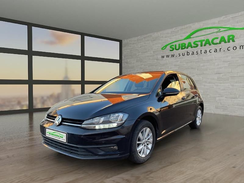 Negro Usado 2019 VW Golf VII | 9876 € (Super precio) - Imagen 1/4