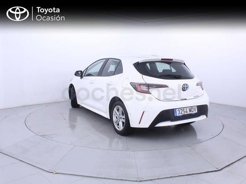 Usado Toyota Corolla Active 122 CV (89 kW) 2023 Blanco Berlina