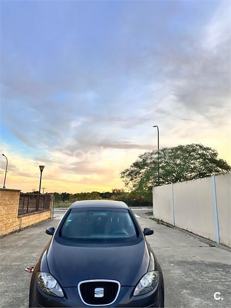 Usado Seat Toledo Sport 140 CV (102 kW) 2005 Negro Berlina