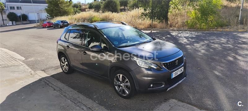 Gris / plata Usado 2018 Peugeot 2008 Allure SUV | 8000 € (Super precio) - Imagen 1/4