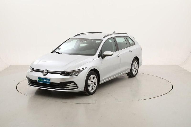 Usado 2022 VW Golf VIII Life Familiar | 18.490 € (Buen precio) - Imagen 1/4
