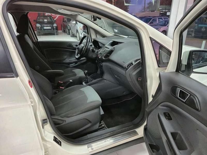 Usado Ford Ecosport Titanium 91 CV (66 kW) 2015 Blanco SUV