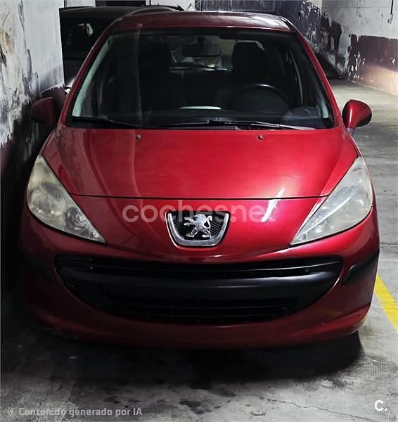 Usado Peugeot 207 70 CV (51 kW) 2008 Rojo Berlina