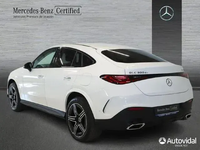Usado Mercedes GLC300e 333 CV (244 kW) 2025 Blanco polar