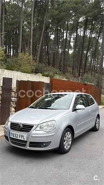 Usado VW Polo Edition 80 CV (58 kW) 2007 Gris / plata Utilitario