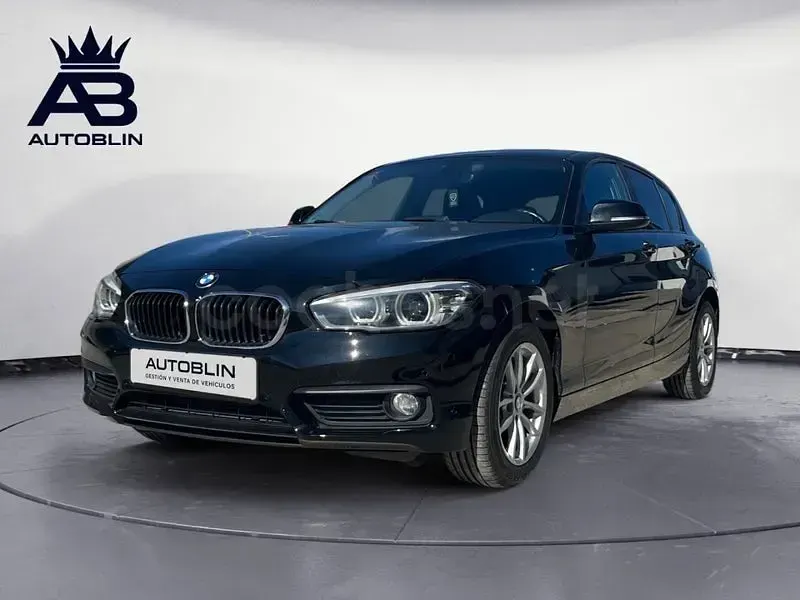 Usado BMW 118 136 CV (100 kW) 2016 Negro Utilitario