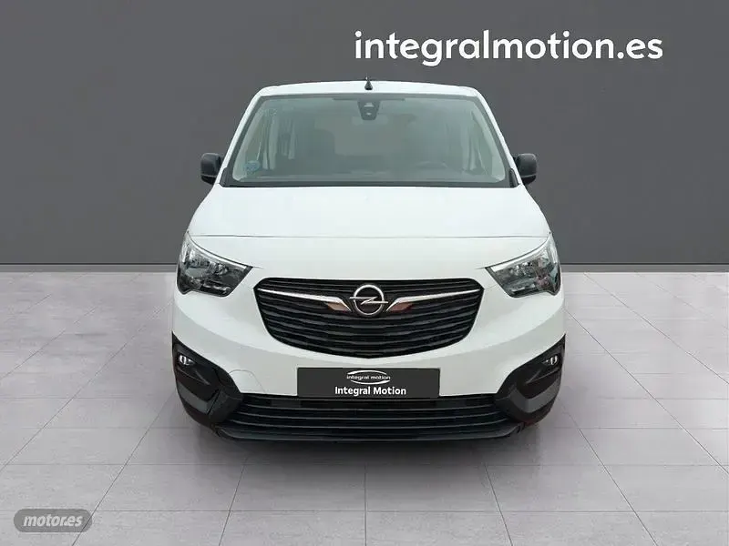 Usado Opel Combo Edition 102 CV (75 kW) 2021 Blanco Monovolumen