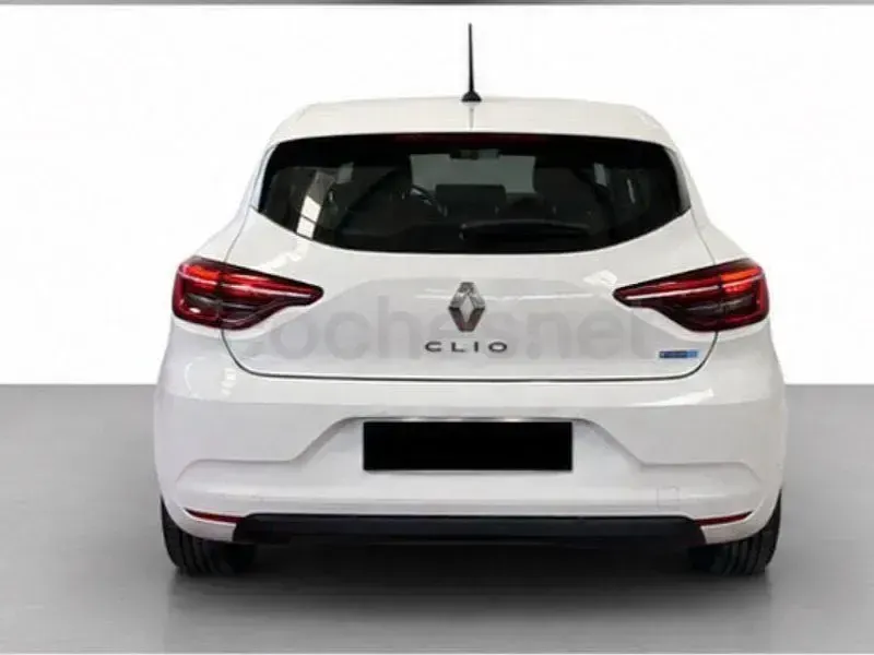 Usado Renault Clio V Intens 140 CV (102 kW) 2022 Blanco Berlina