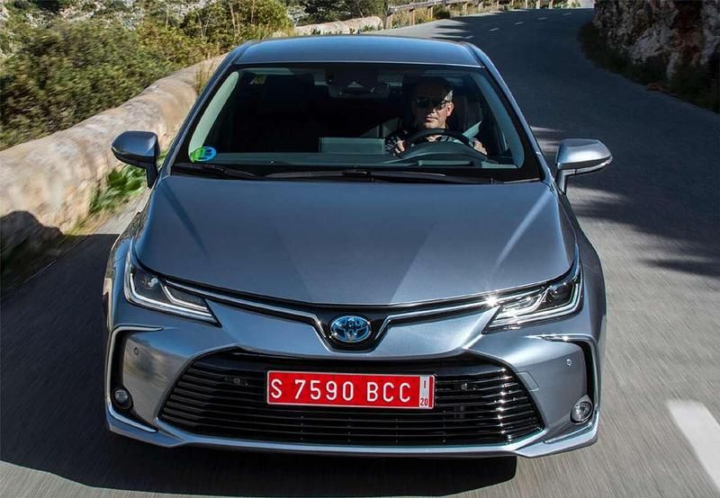 Usado Toyota Corolla Business Edition 122 CV (89 kW) 2021 Negro Berlina