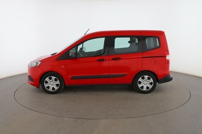 Usado Ford Tourneo Ambiente 100 CV (73 kW) 2019