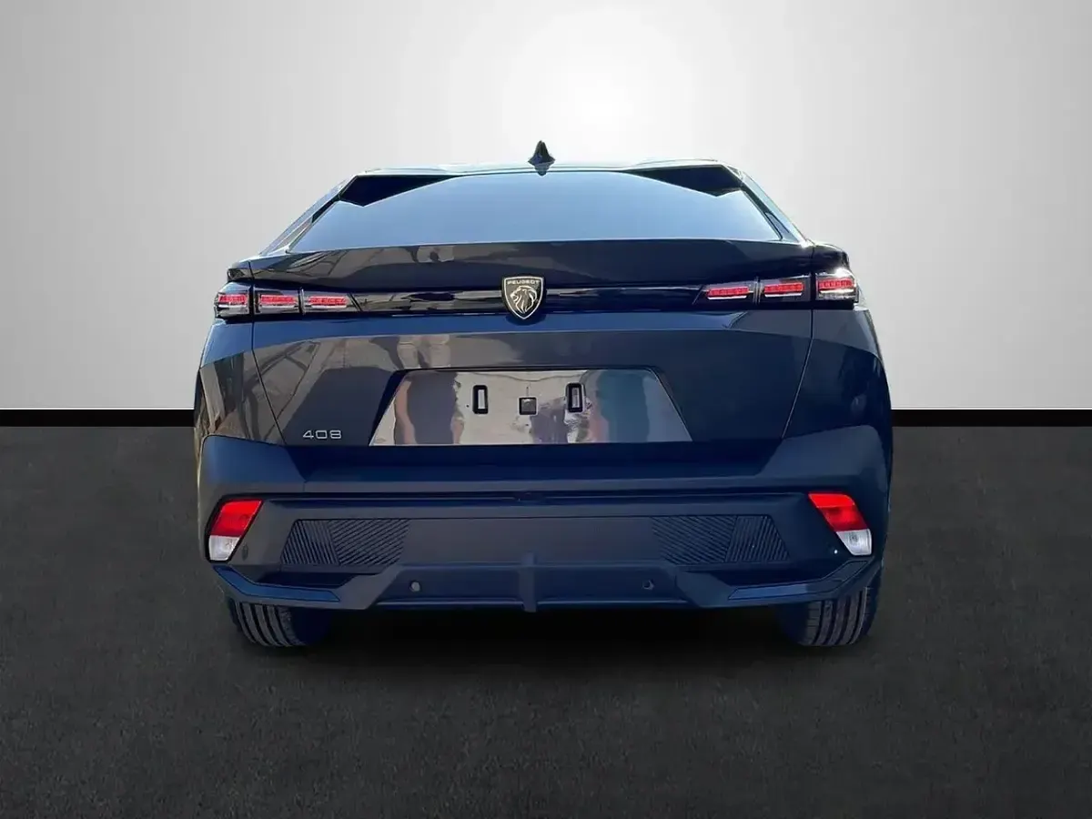 Nuevo Peugeot 408 Allure 145 CV (106 kW) 2025 Gris Berlina