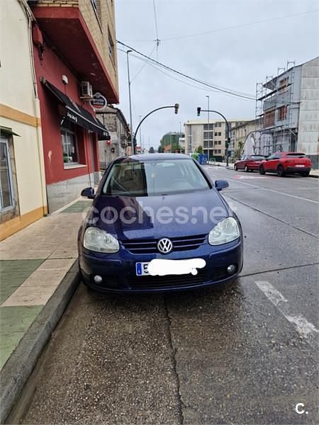 Usado VW Golf IV Highline 105 CV (77 kW) 2006 Azul Berlina